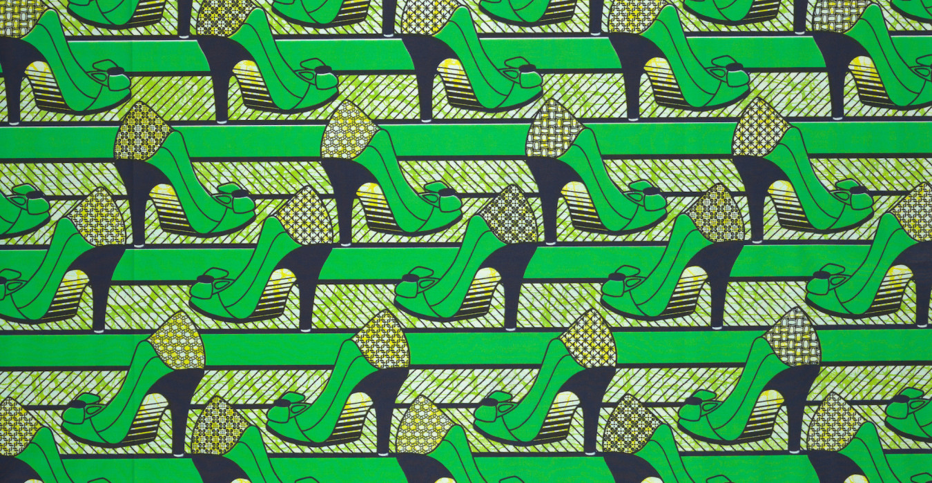 Style Stiletto textile, 2011
Designed by Marjo Penninx (Dutch, b. 1965), Manufactured by Vlisco (Helmond, Netherlands)
Wax-resist printed on cotton plain weave
Cooper Hewitt, Smithsonian Design Museum
Gift of Vlisco, 2015-1-18
Photo: Smithsonian Institution